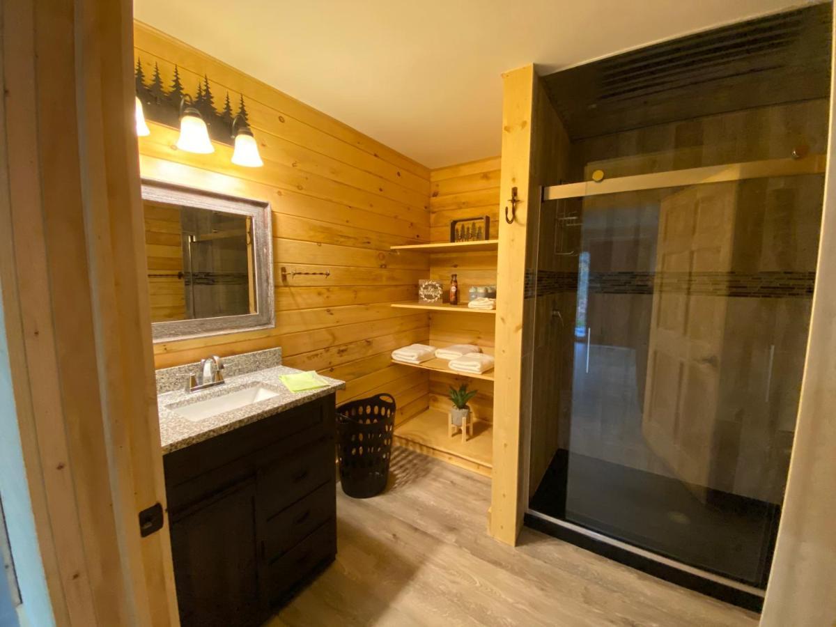 Pine Creek Cabins & Camping Resort South Bloomingville Kültér fotó